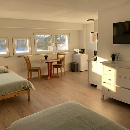 Apartment Seenland Gaestezimmer *